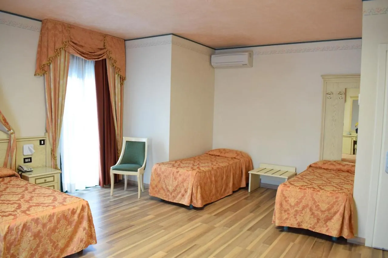 ****  Hotel Carlton Lido di Jesolo Olaszország